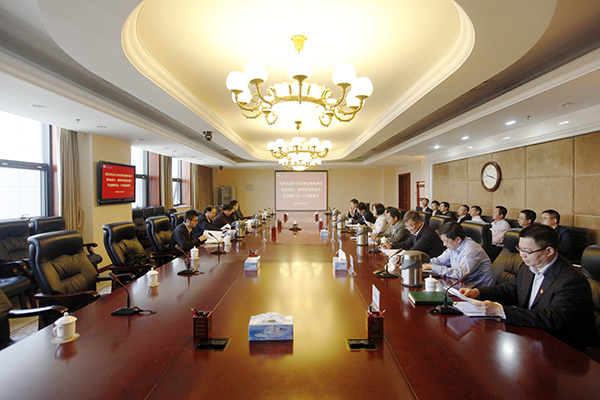             �����ίפ�������ͼ����鳤�����... 
    